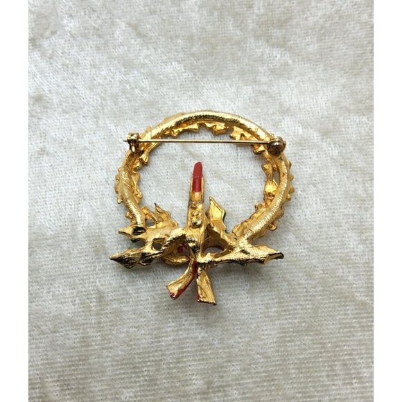 Vintage CS Marked Gold,Red,Green Gold Wreath W/Candle Brooch - Picture 3 of 4